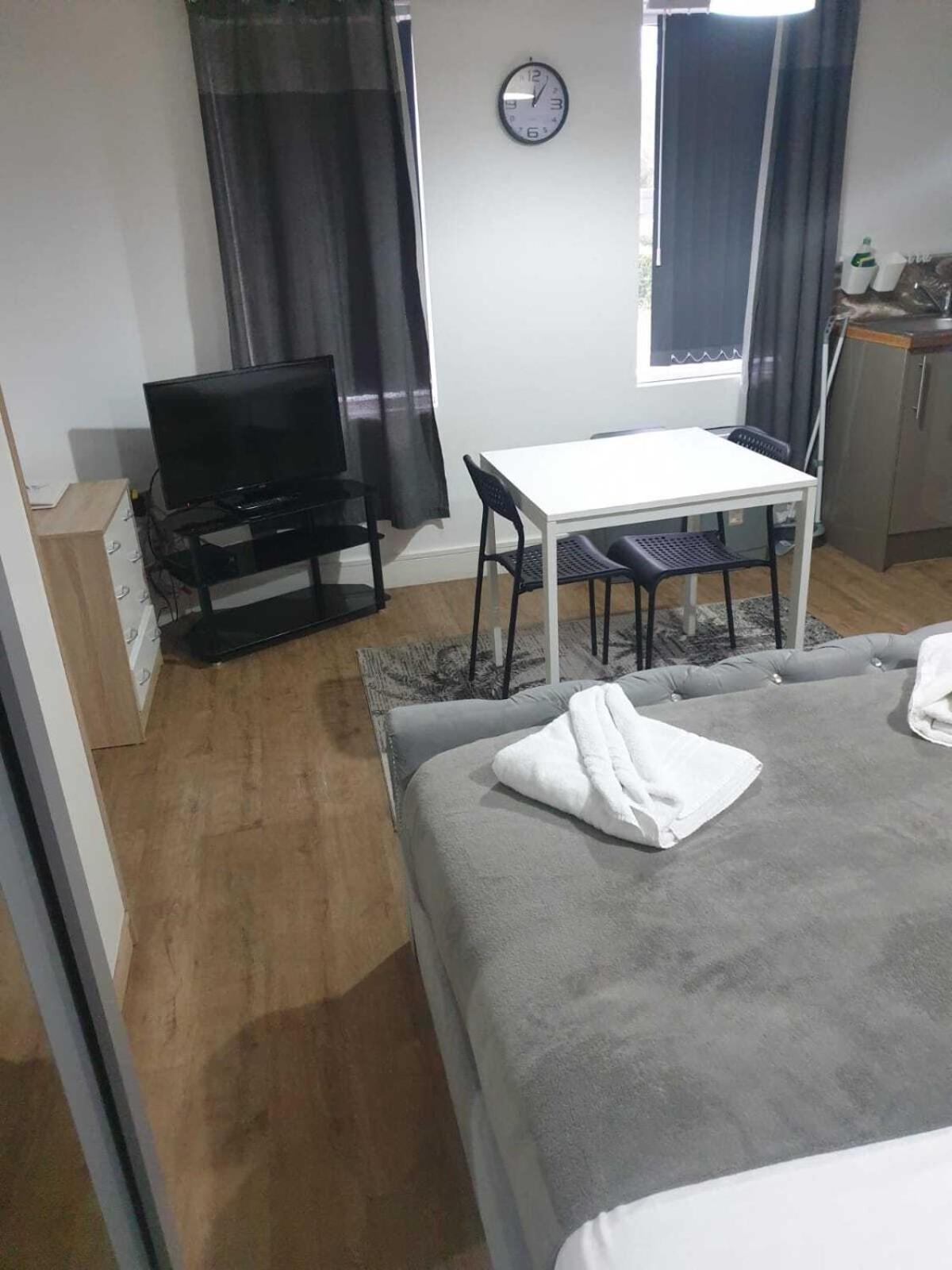 Sav Apartments Regent לייסטר חדר תמונה